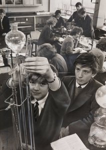 Cours de sciences mixtes à l
