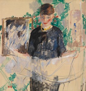 Femme en noir lisant le journal