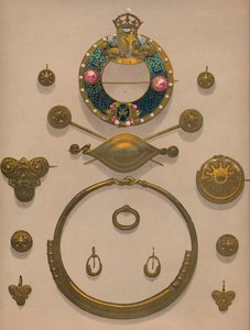 Ornements et broche en or