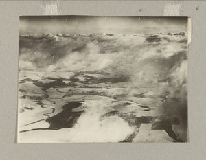 [Vue à travers les nuages] - Robert Petschow