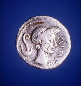 Jules César - pièce de monnaie romaine