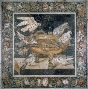 Mosaïque de Pompéi avec un groupe de colombes sur le bord d