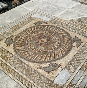 Vestiges des mosaïques de la ville romaine