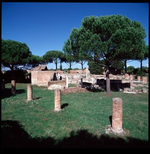Art romain : vue des ruines de Campo della Magna Mater, région IV