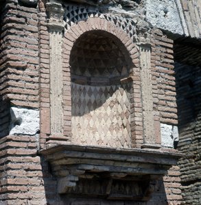 Casa del Laraire (Lararium) à Ostia, près de Rome.