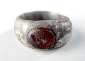 Bague avec intaille (argent) - Roman Roman