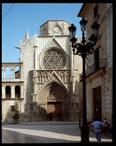 Vue du portail des apôtres, cathédrale de Valence, 14ème siècle, Espagne