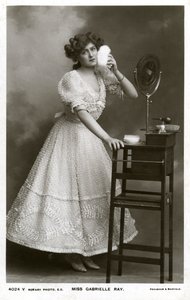 Gabrielle Ray, actrice, danseuse et chanteuse anglaise, vers 1906