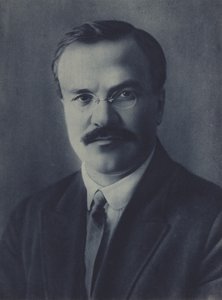 Viatcheslav Molotov, homme politique, diplomate et ministre des Affaires étrangères soviétique