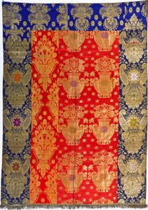 Plusieurs couvertures en brocart tissées avec du fil doré, avec satin et damas - Russian School
