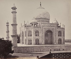 Agra. Vue du Taj depuis un angle du quadrilatère - Samuel Bourne