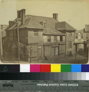 Maison au toit d