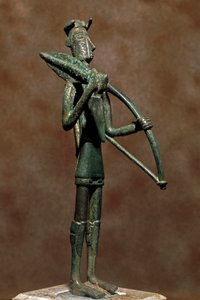 Culture nuragique sarde : statuette de guerrier en bronze. 8e-7e siècle av. J.-C. Cagliari, Museo Nazionale Archeologico, Sardaigne, Italie
