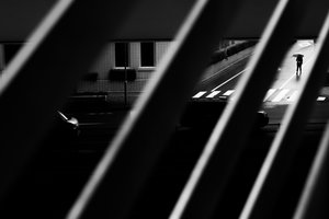 Le promeneur solitaire au parapluie