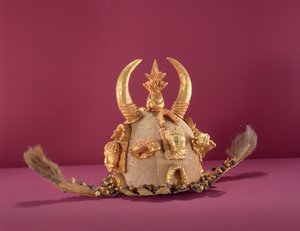 Casque Asante porté par des fonctionnaires, du Ghana - School African
