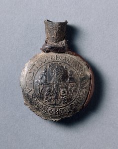 Ampoule de pèlerin avec scènes de la Crucifixion (recto) et de l