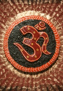 Om Plâtre de Peinture, Gujarat, Inde