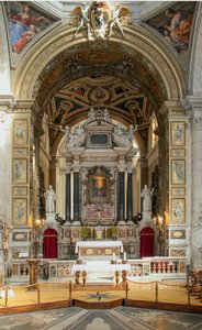 Vue intérieure de la Basilique de Santa Maria del Popolo
