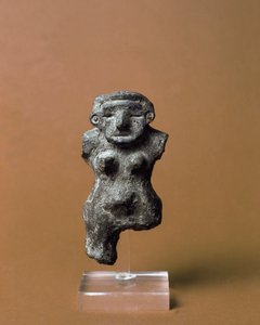 Femme en terre cuite de Chiba, période Jomon 13ème-10ème siècle av. J.-C.