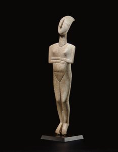 Figure féminine cycladique allongée, pièce maîtresse du Maître Schuster, Cycladique ancien II, vers 2400 av. J.-C. - Schuster Master