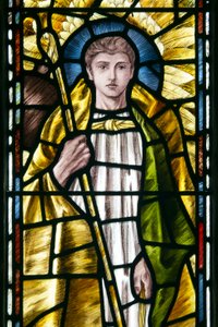 Mortehoe, St Mary, Heaton Butler & Bayne, Selwyn Image, Archange St Raphaël (détail)