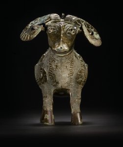 Vase à vin rituel en forme de bélier, Gong