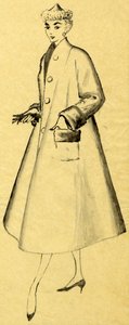 Femme en manteau de poussière et chapeau pointu, vers 1952