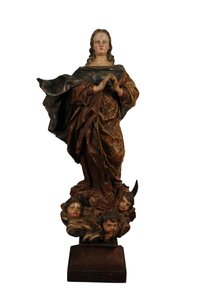Sculpture en bois de la Vierge de l