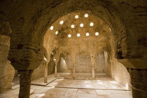 Salle de vapeur dans les bains arabes, Grenade