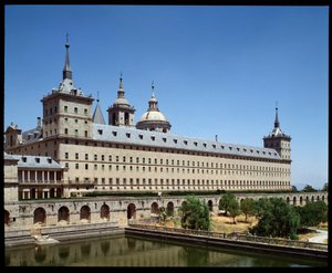 Vue du monastère et du siège royal