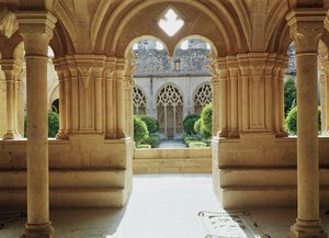 Vue vers le cloître depuis la salle capitulaire, 12e-13e siècle - Spanish School