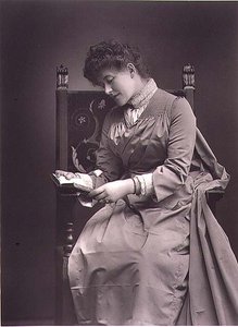 Ellen Terry (1847-1928) portrait photographique, milieu des années 1880 - Studio Walery