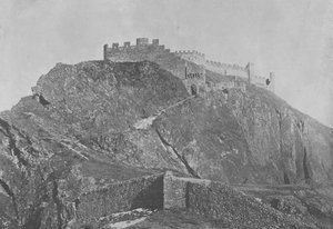 Sion, Les Ruines du Château de Tourbillon (photo n/b)