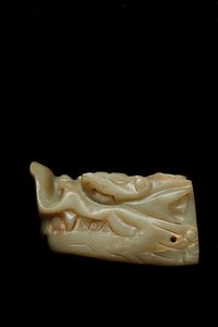 La tête de dragon en jade Junkunc - Tang Dynasty Chinese School