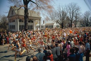 Le 77e marathon de Boston commence ici