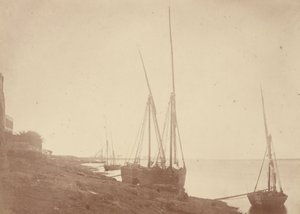 Voiliers sur la rive du Nil