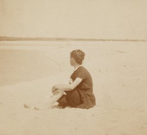 [Mary Macdowell sur la plage, Manasquan, New Jersey]
