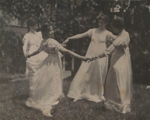 Susan Hannah Macdowell, fille non identifiée, Elizabeth Macdowell, et peut-être Mary Macdowell, vers 1