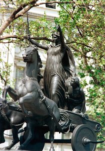 Statue de Boudicca et de ses filles dans un char, Thames Embankment, Londres, 19e siècle