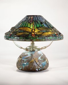 Lampe de table Tiffany Studios dragon-fly