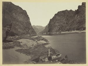 Black Cañon, fleuve Colorado, en regardant vers le haut depuis le camp 7