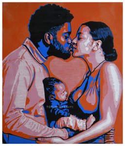 Un baiser dans « Modern Family » - Tosin Oyeniyi