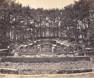 Tombe mandarine à Foochow, vers 1869