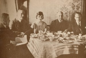 Repas à bord du Graf Zeppelin en survolant l