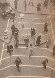 Une voie de sécurité en face de la gare de Charing Cross, c1934, 1935