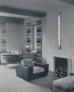 Un salon dans un appartement de New York, conçu par Frankl Galleries, Inc., 1935