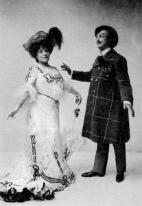 Ada Blanche et J.R. Hale dans une scène de La Médaille et la Servante