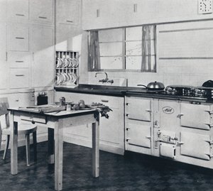 Aga Heat Ltd. Le modèle F Aga Cooker pour une grande maison fini en émail noir et crème