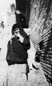 Femme arabe, Irak, 1917-1919 - Unbekannt