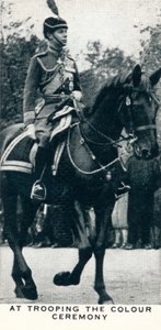 À la cérémonie de Trooping The Colour, 1932 1937 - Unbekannt